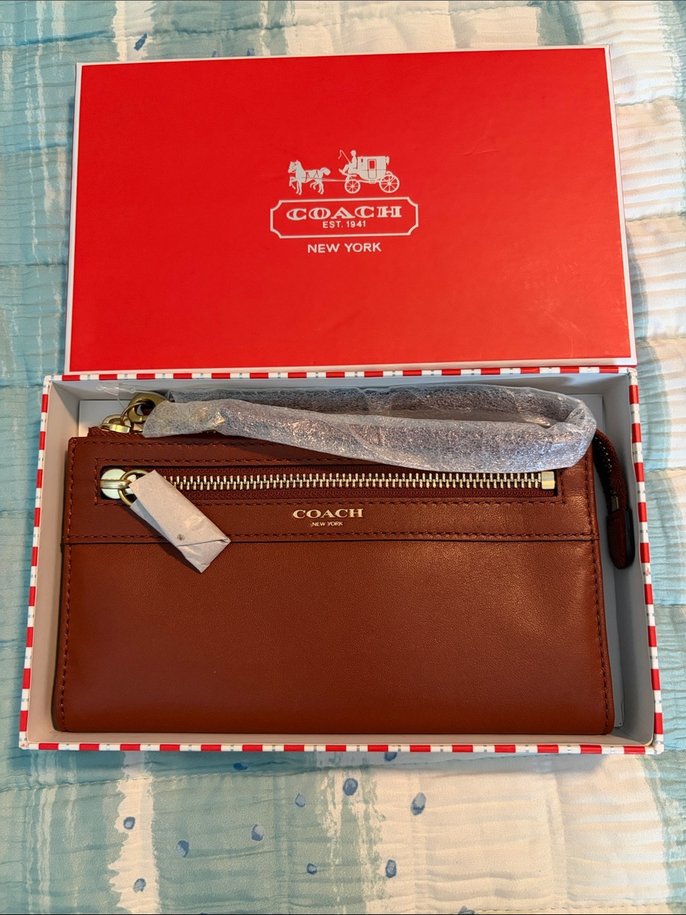 NWT and box: Coach Legacy Leather Zippy Wallet Wristlet Cognac Brown